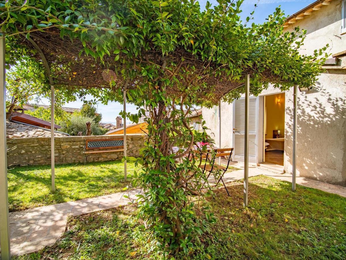 Terrazza Santa Chiara Hotel Assisi Exterior foto